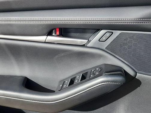 2024 Mazda Mazda3 FWD w/Select Package