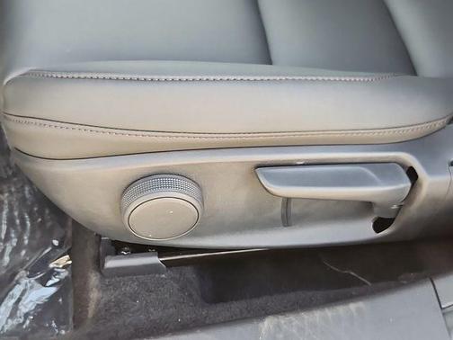 2024 Mazda Mazda3 FWD w/Select Package