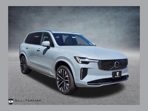 2025 Volvo XC90 B5 Core