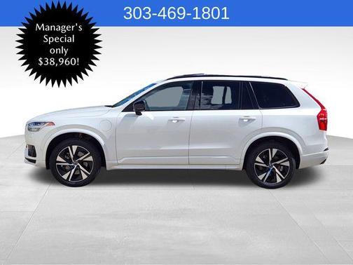2022 Volvo XC90 Recharge Plug-In Hybrid T8 R-Design Extended Range 7P