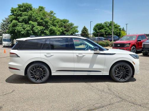 2025 Lincoln Aviator Reserve AWD