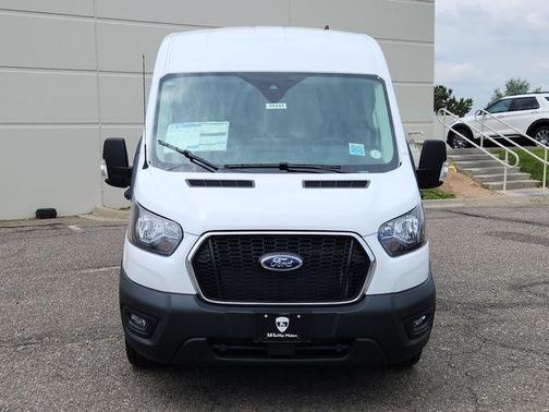 2025 Ford Transit-250 148 WB Medium Roof Cargo