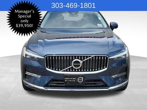 2023 Volvo XC60 B5 Ultimate Bright Theme