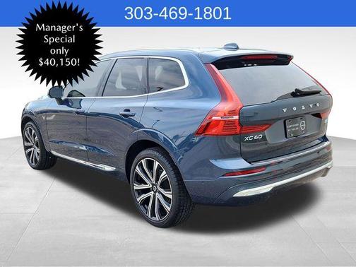 2023 Volvo XC60 B5 Ultimate Bright Theme