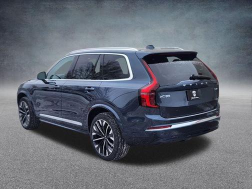 2026 Volvo XC90 Plug-In Hybrid T8 Ultra 7-Seater