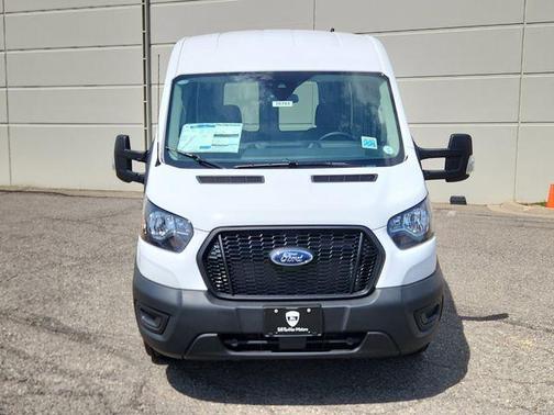 2025 Ford Transit-250 148 WB Medium Roof Cargo