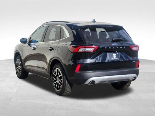 Black Metallic 2026 Ford Escape PHEV