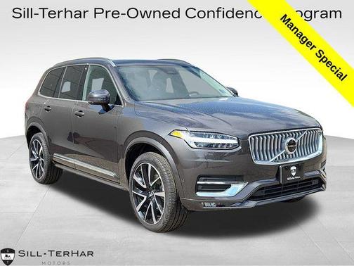 2025 Volvo XC90 B5 Plus