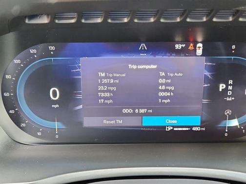 2025 Volvo XC90 B5 Plus