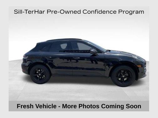 Black 2019 Porsche Macan Base