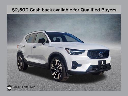2026 Volvo XC40 B5 Ultra