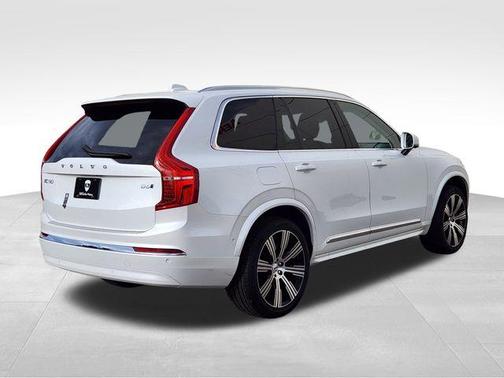 2025 Volvo XC90 B6 Ultra