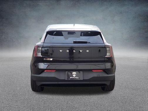 2026 Volvo EX30 Twin Motor Ultra