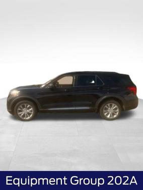 Agate Black Metallic 2023 Ford Explorer XLT