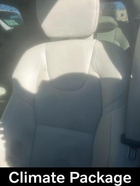 2021 Volvo XC60 T6 Inscription