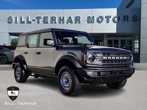 2025 Ford Bronco Base