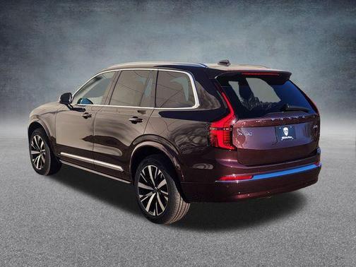 2026 Volvo XC90 B5 Core