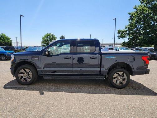 2023 Ford F-150 Lightning LARIAT