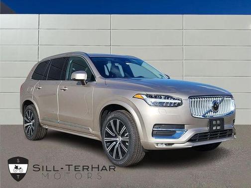 2025 Volvo XC90 B6 Core