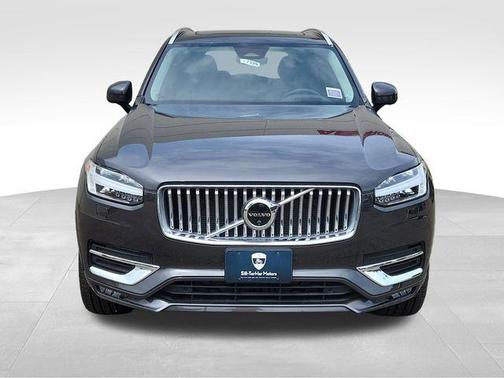 2024 Volvo XC90 B6 Ultimate Bright Theme 7-Seater