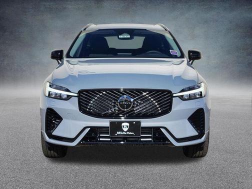 2026 Volvo XC60 Plug-In Hybrid T8 Plus