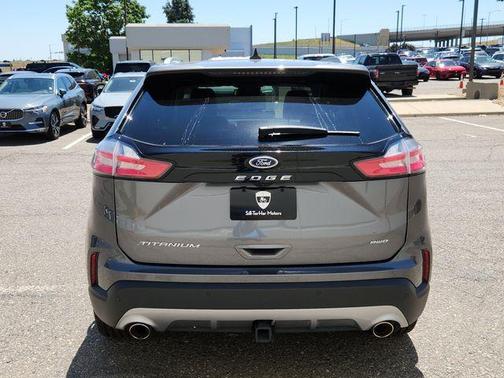 2021 Ford Edge Titanium