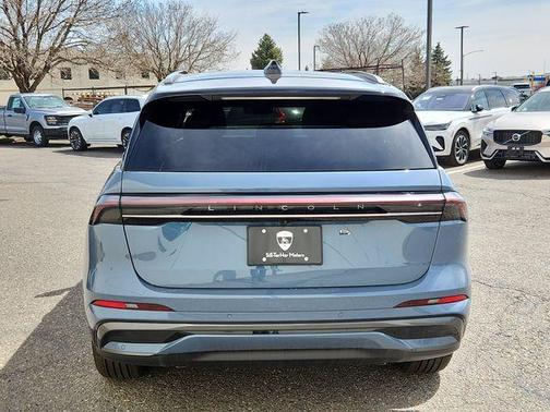 2025 Lincoln Nautilus Reserve