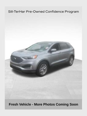Iconic Silver Metallic 2024 Ford Edge SEL