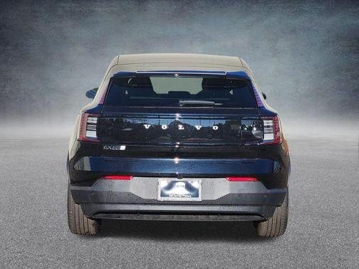 2025 Volvo EX30 Twin Motor Plus