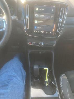 2023 Volvo XC40 Recharge Pure Electric Twin Plus