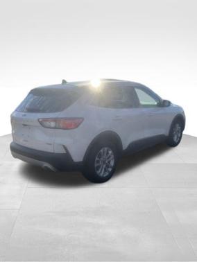 Oxford White 2021 Ford Escape SE
