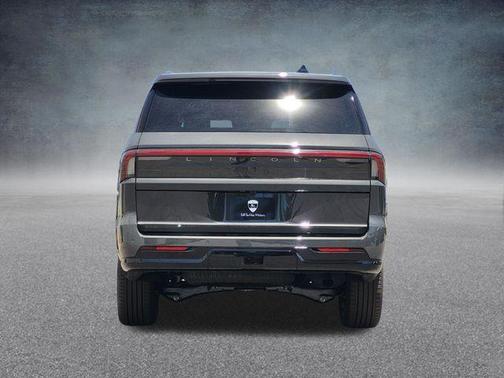 Metallic 2026 Lincoln Navigator Black Label