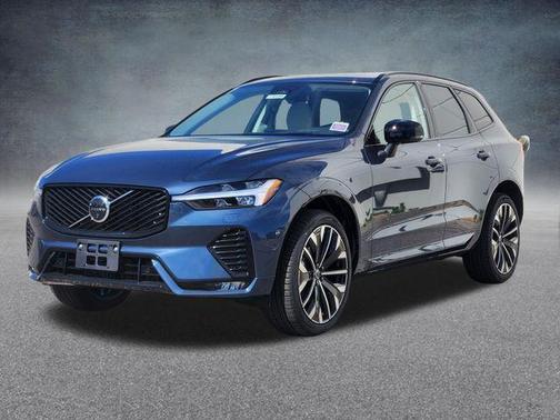 Denim Blue Metallic 2026 Volvo XC60 B5 Ultra