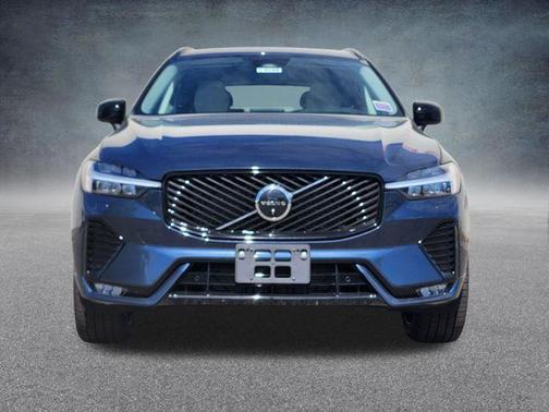 Denim Blue Metallic 2026 Volvo XC60 B5 Ultra