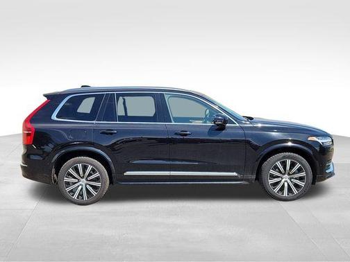 2023 Volvo XC90 B6 Plus 7-Seater