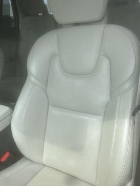 2022 Volvo XC90 T6 Inscription 7 Passenger