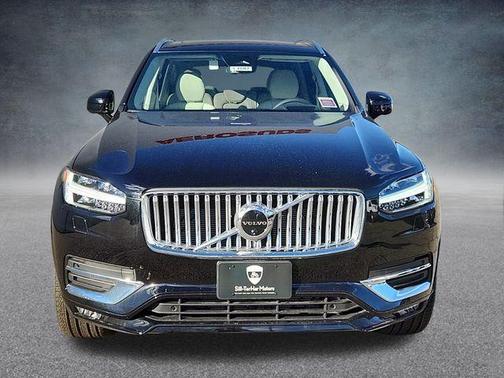 2025 Volvo XC90 B6 Ultra