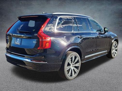 2025 Volvo XC90 B6 Ultra