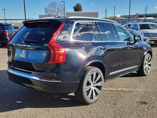 2025 Volvo XC90 B6 Ultra