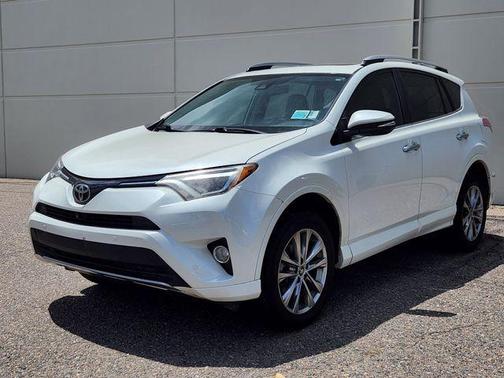 2017 Toyota RAV4 Platinum