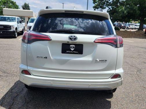 2017 Toyota RAV4 Platinum