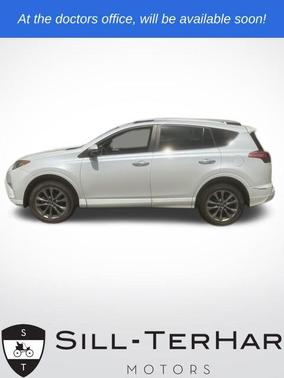 2017 Toyota RAV4 Platinum
