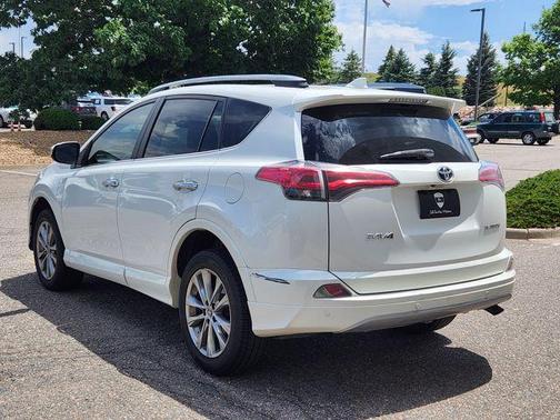 2017 Toyota RAV4 Platinum