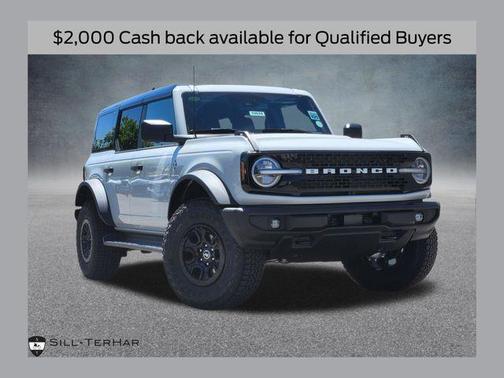 Avalanche Gray 2026 Ford Bronco Outer Banks