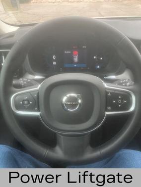 2025 Volvo XC60 B5 Core