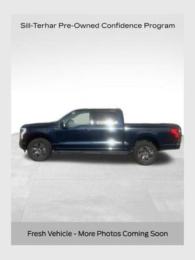 2025 Ford F-150 Lightning LARIAT