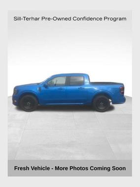 Blue 2025 Ford Maverick Lobo High
