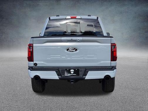 Avalanche 2026 Ford F-150 XLT