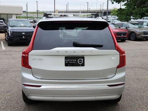2022 Volvo XC90 Recharge Plug-In Hybrid T8 Inscription Expression Extended Range 6P