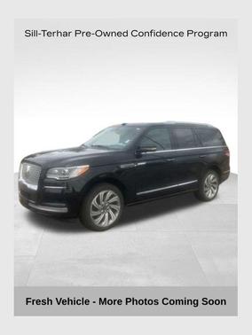 Infinite Black Metallic 2023 Lincoln Navigator Reserve